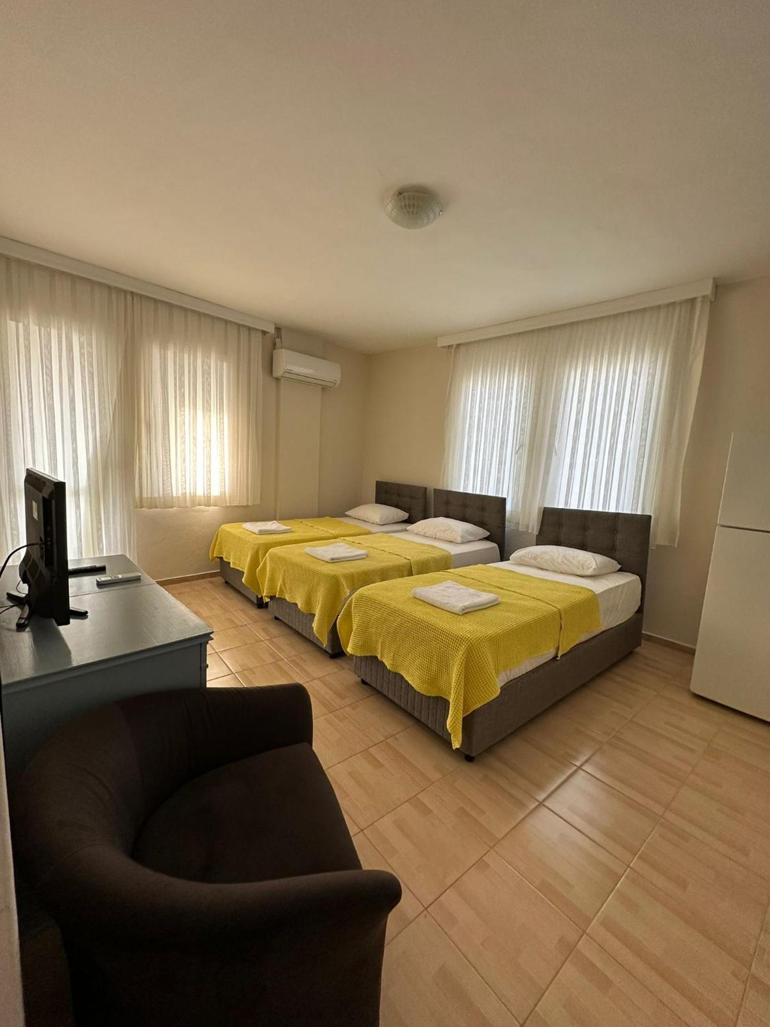 Cicek Apart Hotel Çeşme Extérieur photo