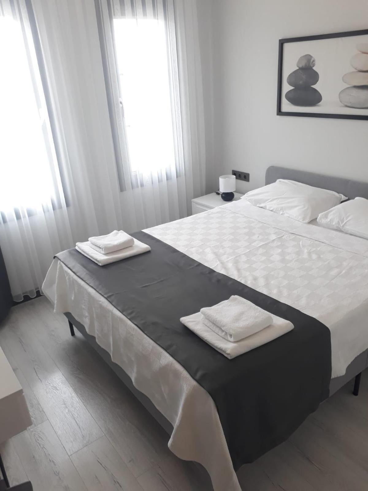 Cicek Apart Hotel Çeşme Extérieur photo