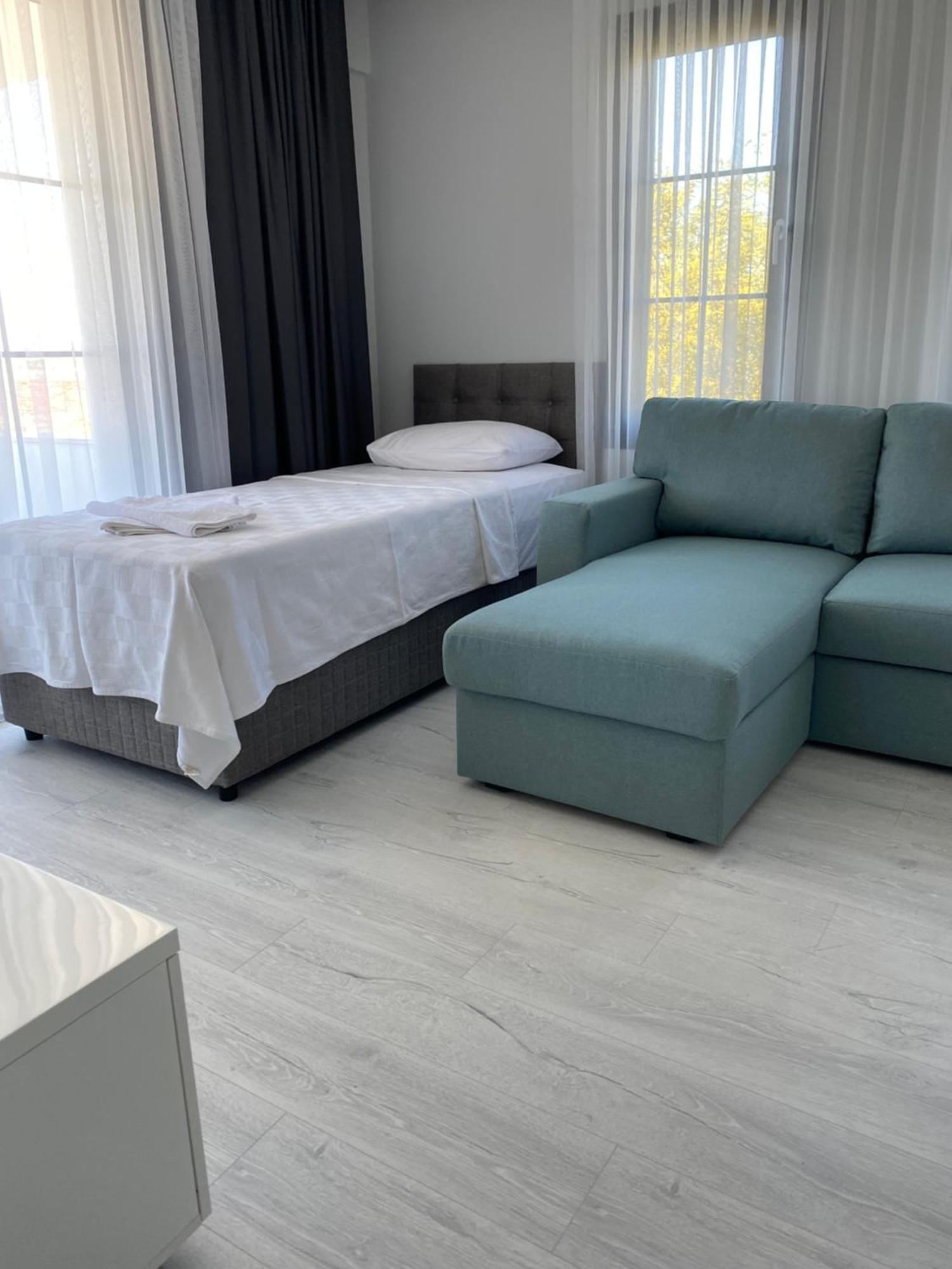 Cicek Apart Hotel Çeşme Extérieur photo